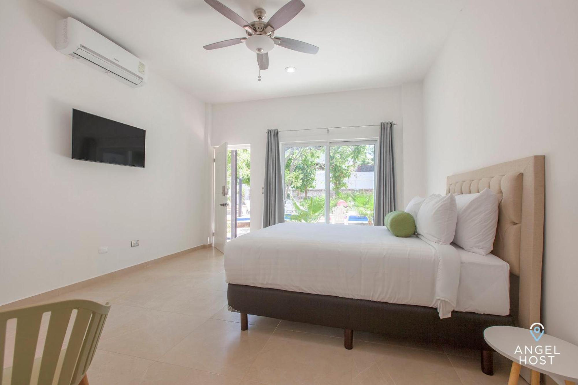 Cozy Stay With Pool Bbq Steps From Hotspots ลาปาซ ภายนอก รูปภาพ